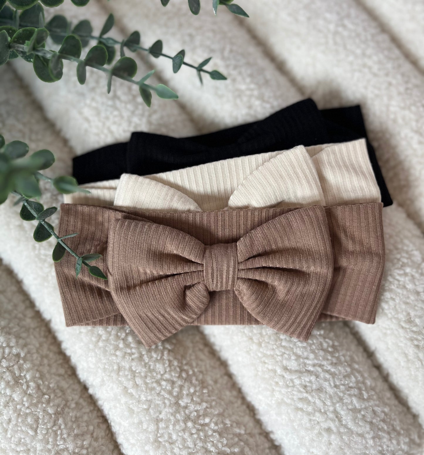 Bow | Macadamia