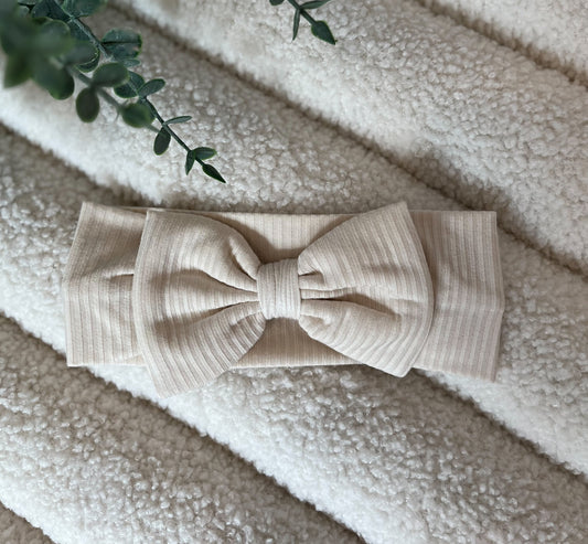 Bow | Macadamia